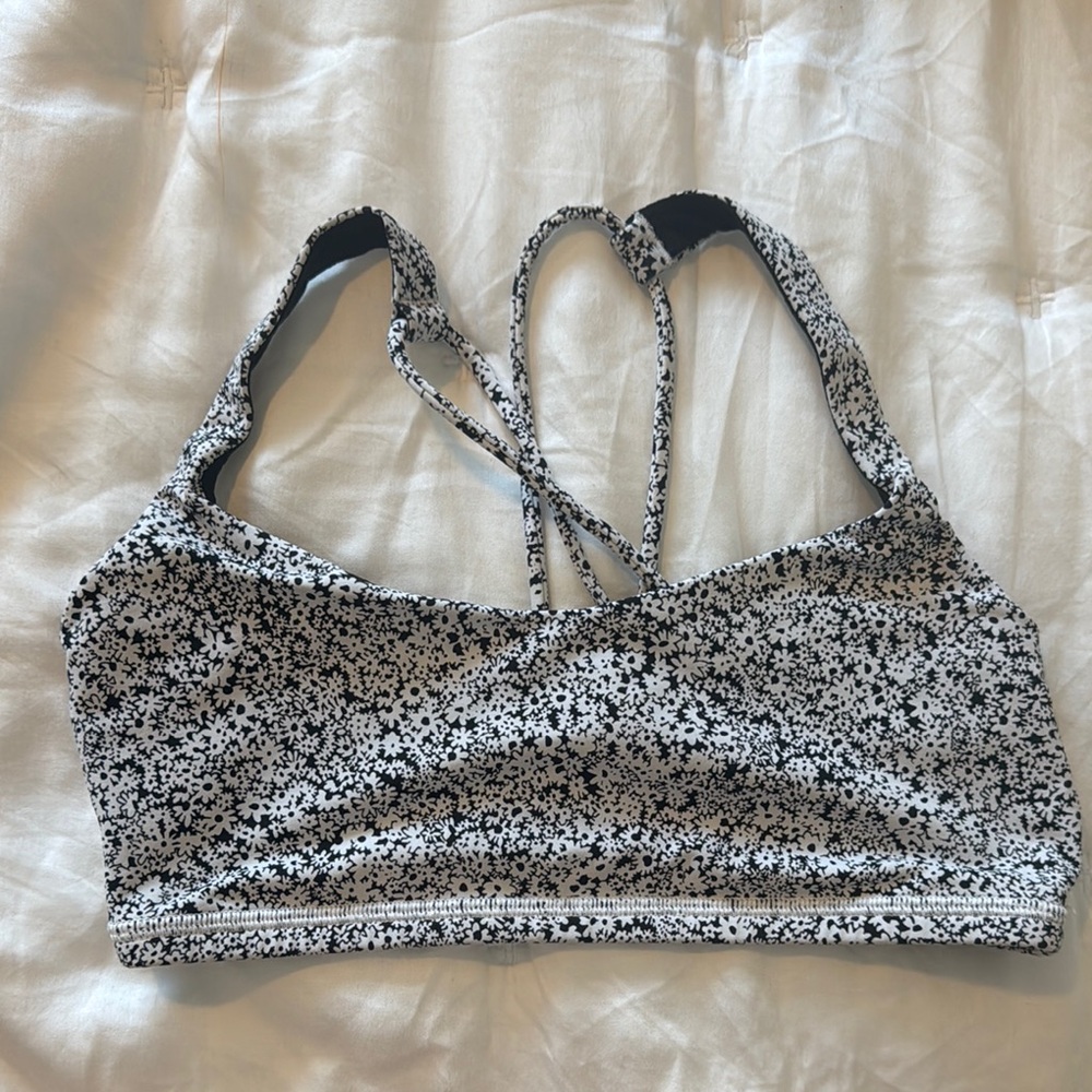 Lululemon Sports Bra Size 6